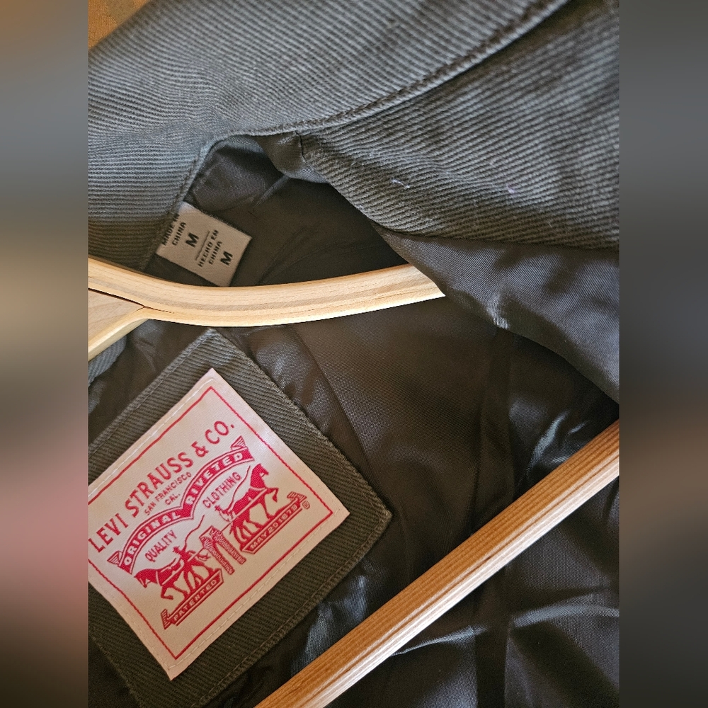 NWOT Levi Strauss & Company Women's Safari Denim Olive Green Utility Jacket - Picture 8 of 16